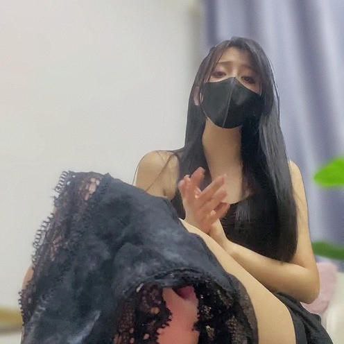 薇娅大小姐 – pua疯狂批评女神内库洗脑